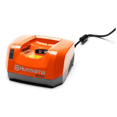 Husqvarna QC330 nabíječka