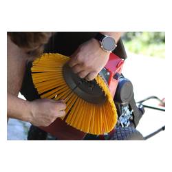 VARI Nylonový kartáč