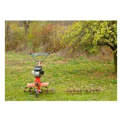 VARI Ústrojí kypřicí AKY-357 - kopinaté nože, š.110 cm