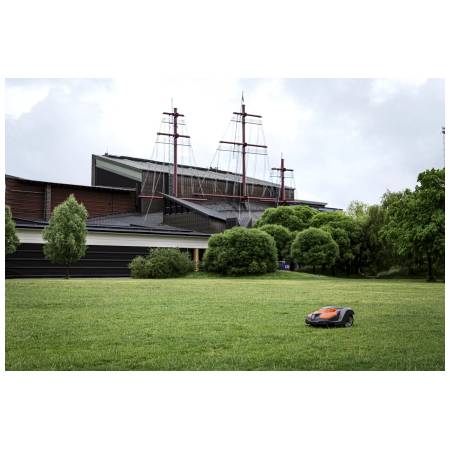 Husqvarna AUTOMOWER® 550 EPOS robotická sekačka