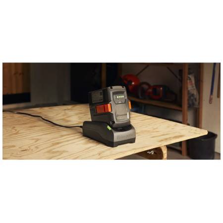 Husqvarna 40-C80 EU nabíječka aku