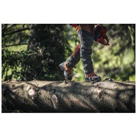 Husqvarna Obuv protipořezová Technical