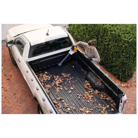 STIHL BGA 30.0 aku foukač SET+