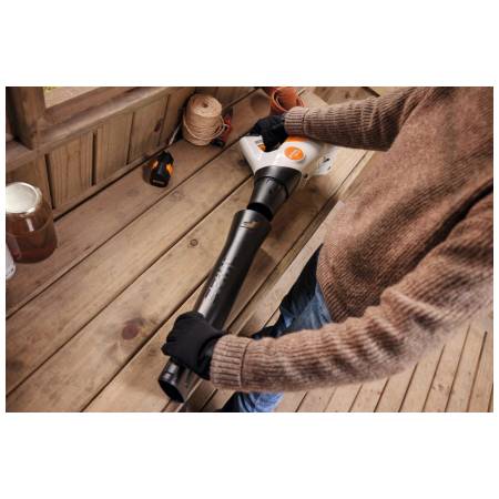 STIHL BGA 30.0 aku foukač SET+
