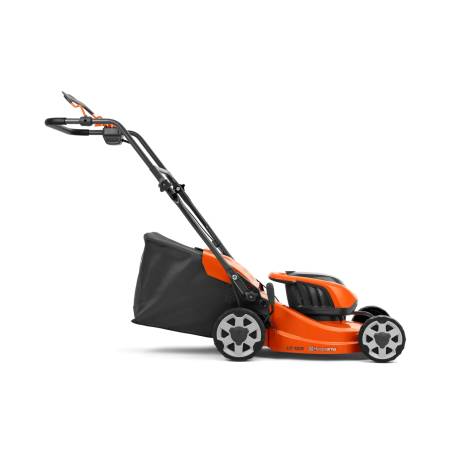 Husqvarna LC 137i aku sekačka SET+