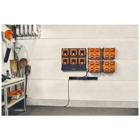 STIHL CM 10 management nabíjení