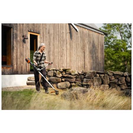 Husqvarna 220iR aku vyžínač SET