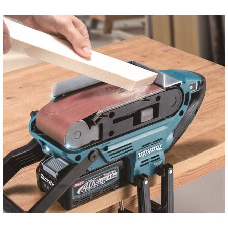Makita BS001GZ aku bruska pásová XGT 40V