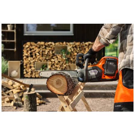 Husqvarna 242i aku pila