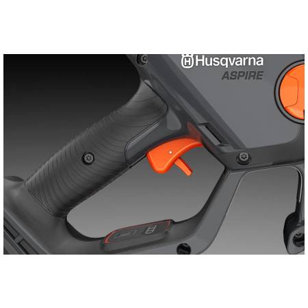 Husqvarna Aspire P8X-P4A + tyč Aspire aku vyvětvovací pila
